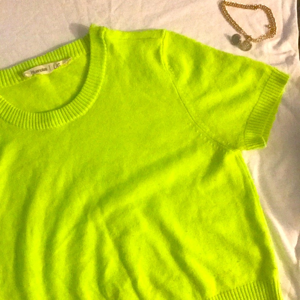 neon shirt